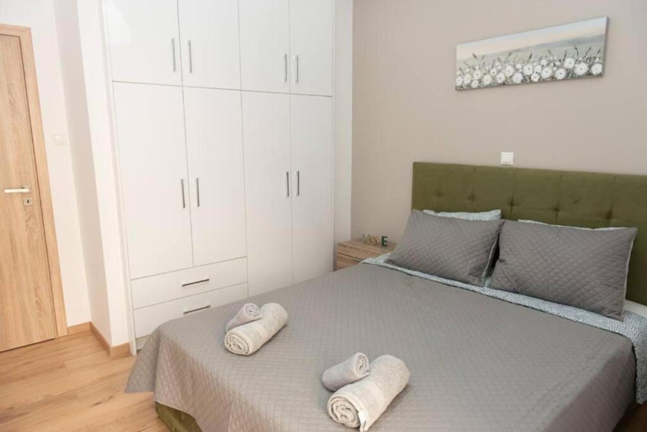 Renovated Spacious Flat 7Min To Subway Station- Афины Экстерьер фото